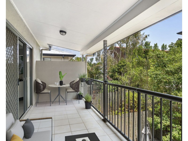 2/397 Rode Road, Chermside QLD 4032