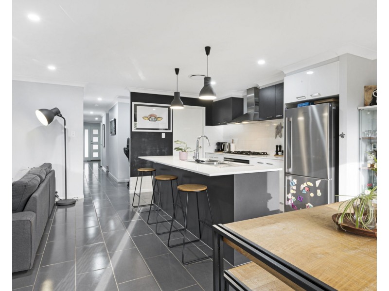 9 Matilda Street, Warner QLD 4500