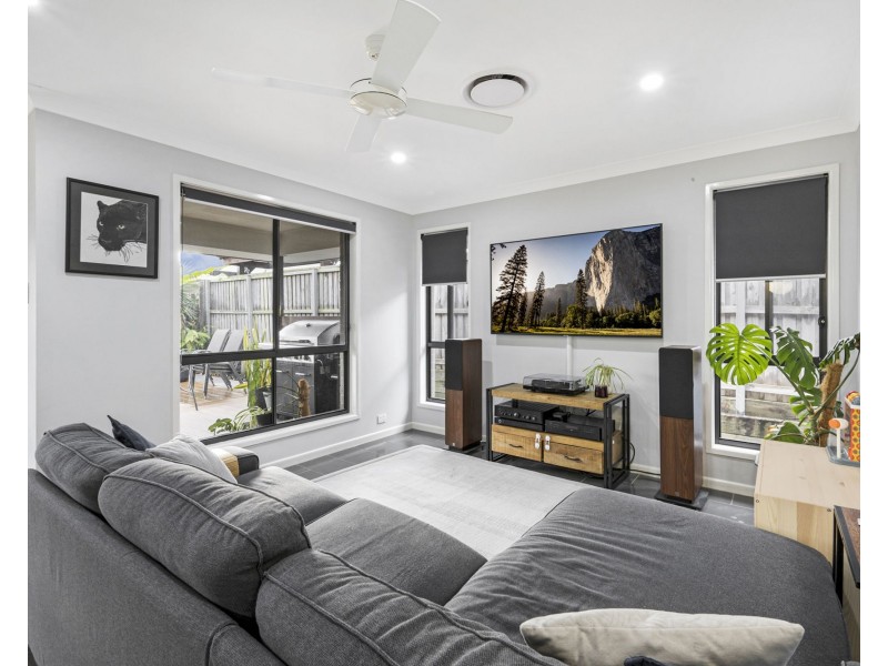 9 Matilda Street, Warner QLD 4500