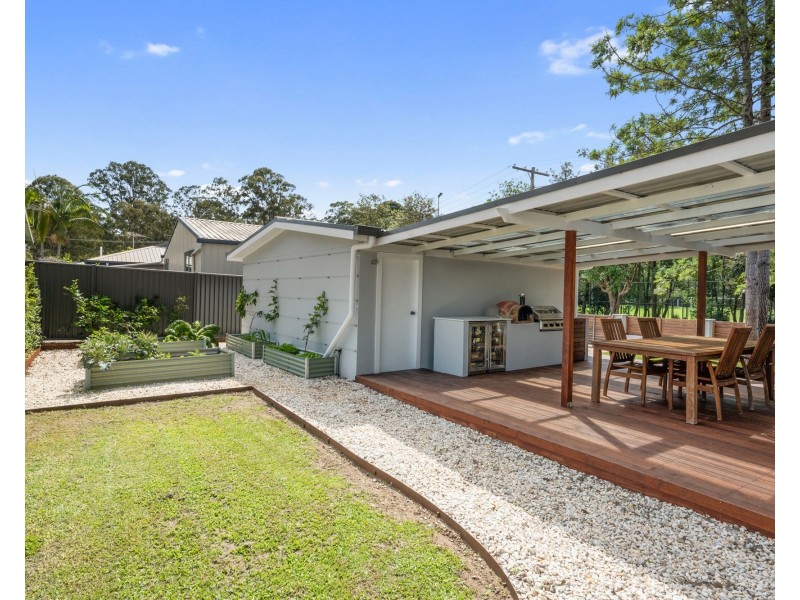 22 Valiant Crescent, Strathpine QLD 4500