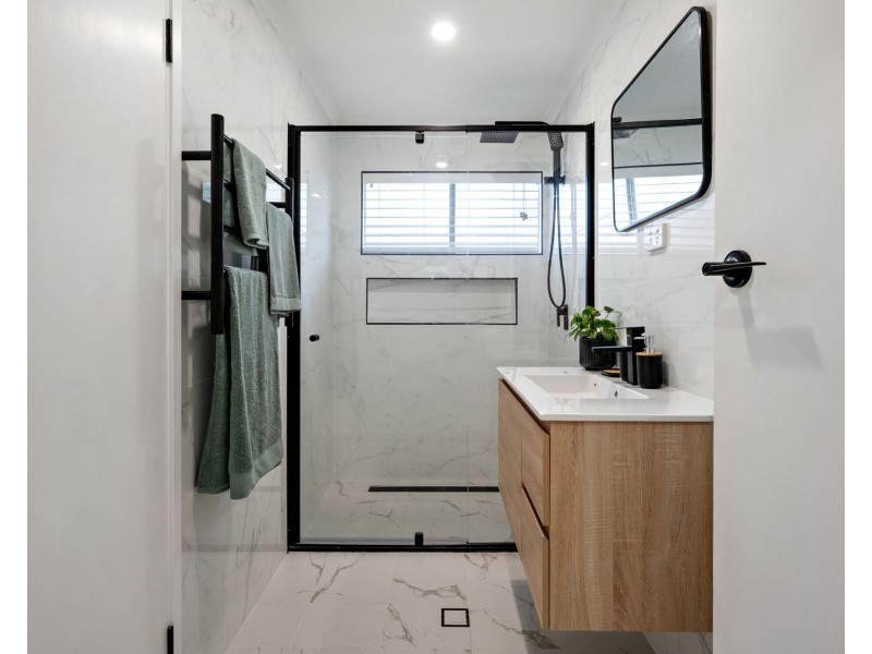 22 Valiant Crescent, Strathpine QLD 4500