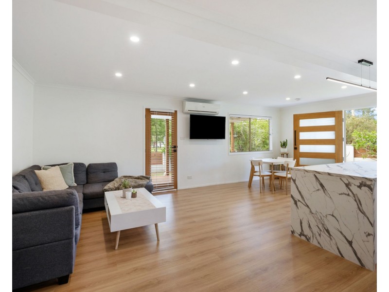 22 Valiant Crescent, Strathpine QLD 4500