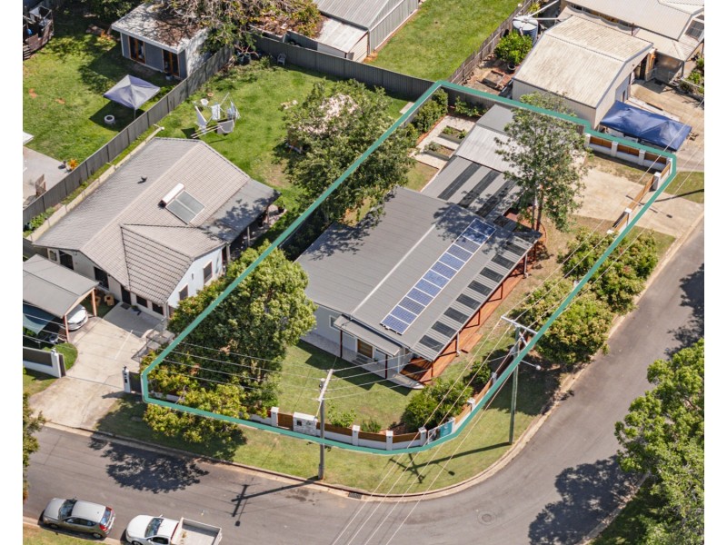 22 Valiant Crescent, Strathpine QLD 4500