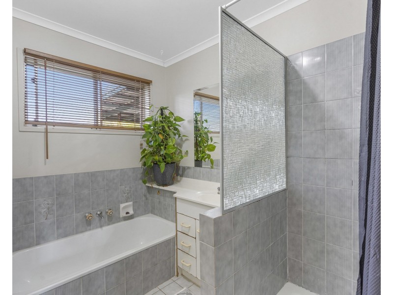 4 Terry Court, Bray Park QLD 4500