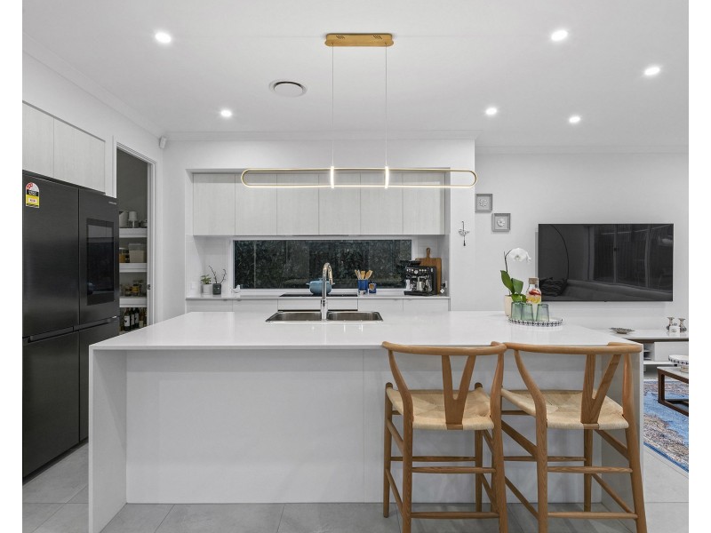 21 Awesome Parade, Griffin QLD 4503