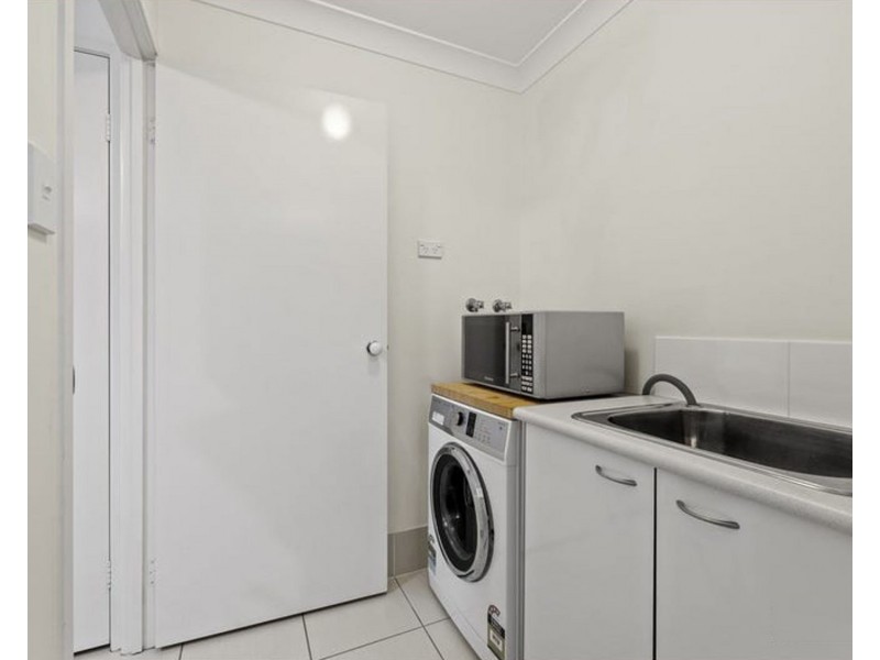 32/64 Frenchs Road, Petrie QLD 4502