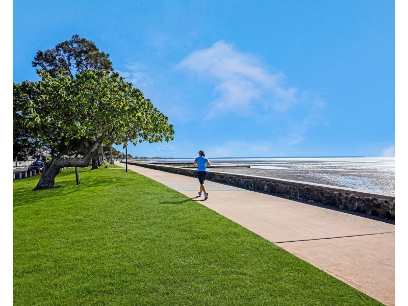 266 Flinders Parade, Sandgate QLD 4017