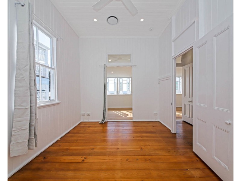 266 Flinders Parade, Sandgate QLD 4017