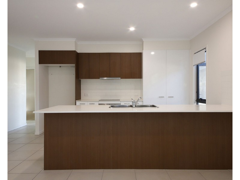 8/20 Miller Boulevard, Lawnton QLD 4501