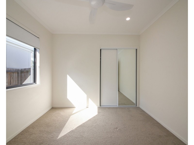 8/20 Miller Boulevard, Lawnton QLD 4501