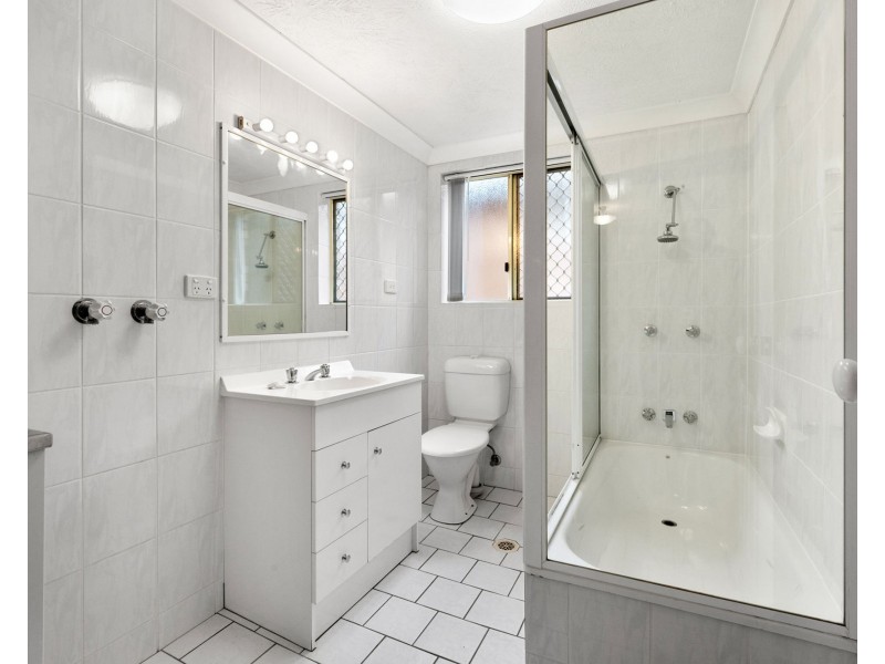 1/105 Meemar Street, Chermside QLD 4032