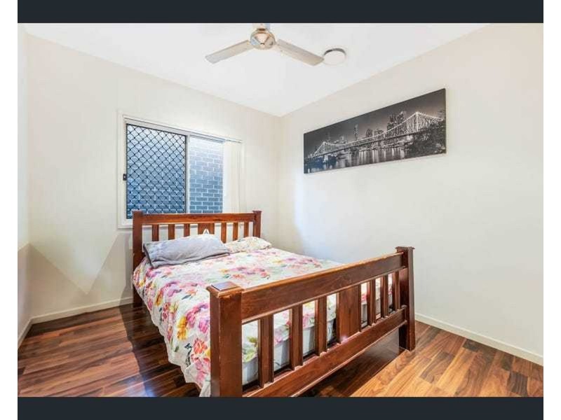 6 Watarrka Avenue, Fitzgibbon QLD 4018