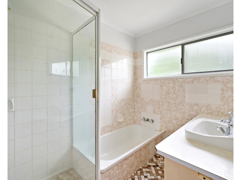 8 Kumbari Street, Bray Park QLD 4500