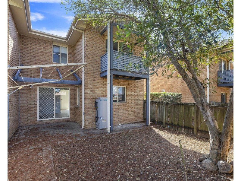 4 10 Taigum Place, Taigum QLD 4018