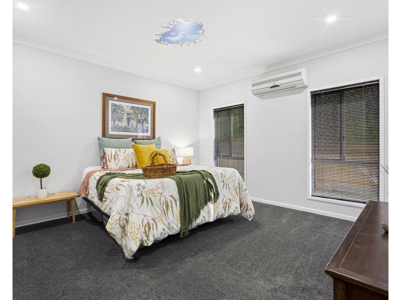 15 Denali Circuit, Warner QLD 4500