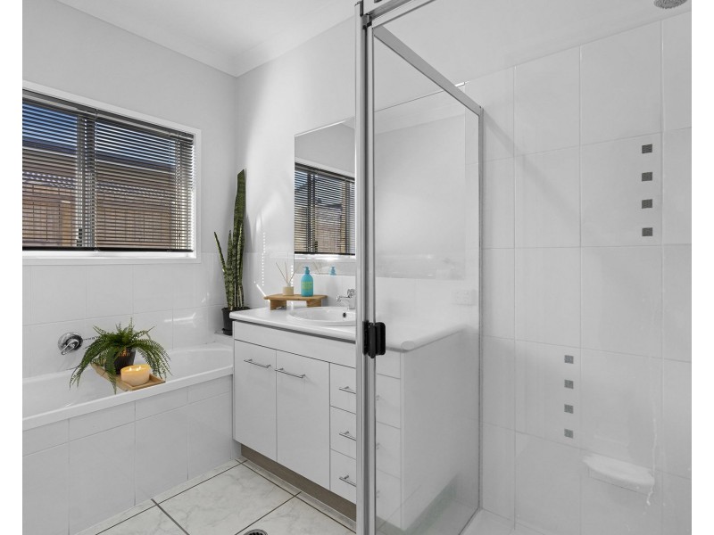 15 Denali Circuit, Warner QLD 4500