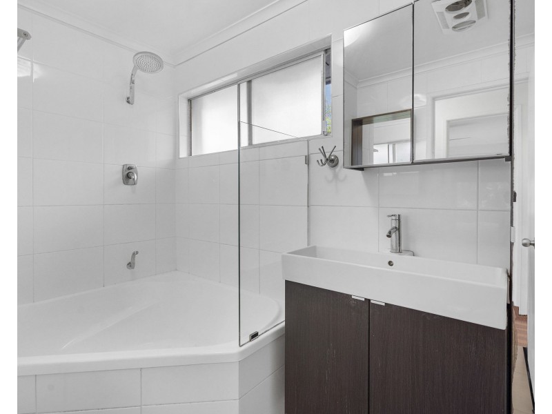 59 Samsonvale Road, Strathpine QLD 4500