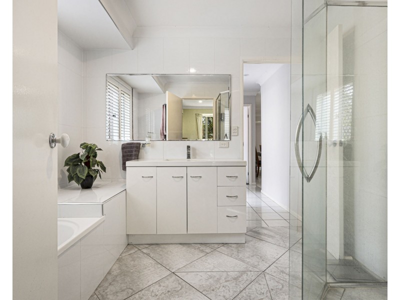 7 Karelyn Drive, Joyner QLD 4500