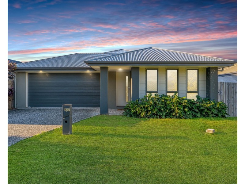 222 Todds Road, Lawnton QLD 4501