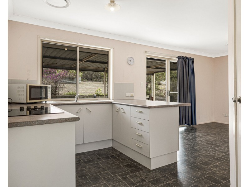 157 Rose Avenue, Minden QLD 4311