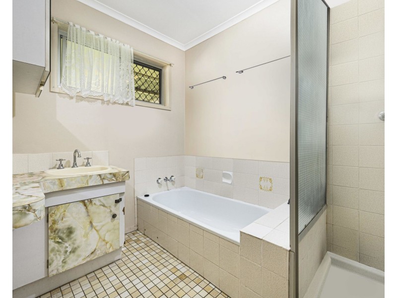 21 Wairoa Drive, Strathpine QLD 4500