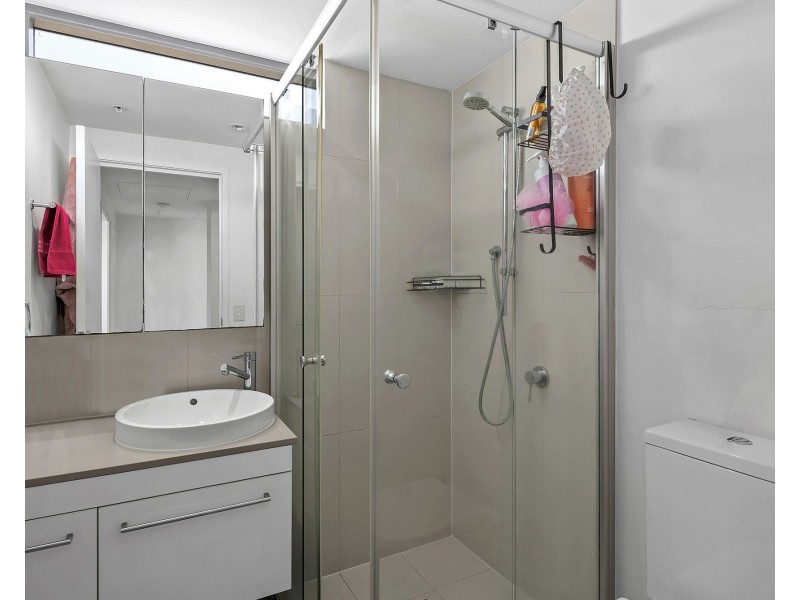 2083/16 Hamilton Place, Bowen Hills QLD 4006