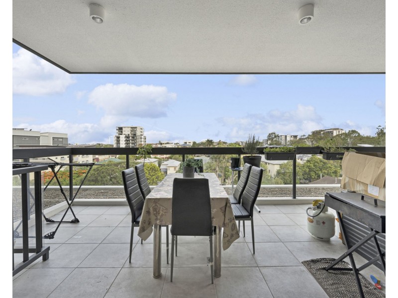 601/10 Curwen Terrace, Chermside QLD 4032