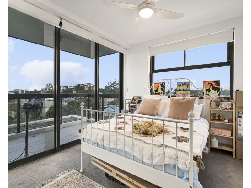 601/10 Curwen Terrace, Chermside QLD 4032