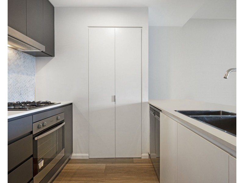 605/10 Curwen Terrace, Chermside QLD 4032