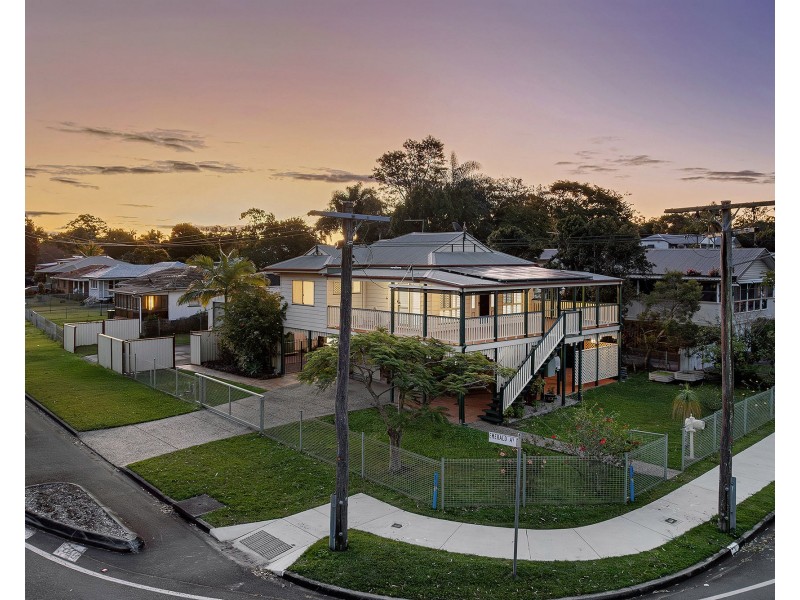 61 Captain Cook Parade, Deception Bay QLD 4508