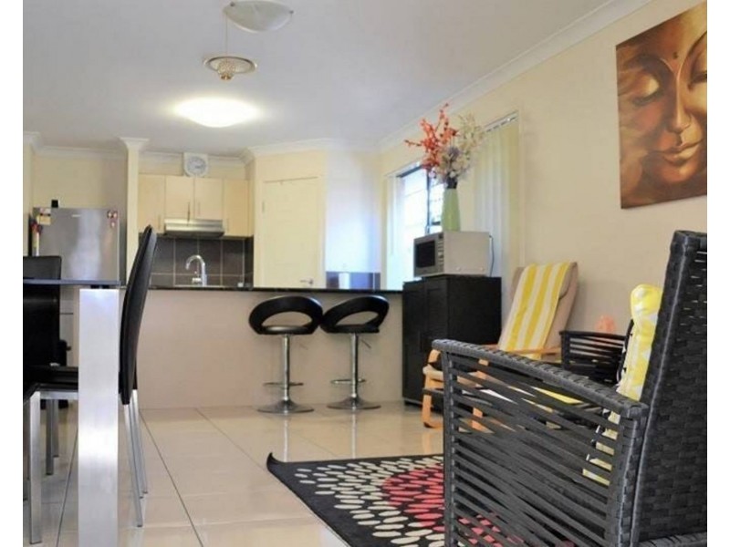 42 Merimbula cres, Fitzgibbon QLD 4018