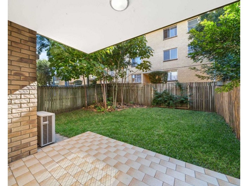 2/81 Eton Street, Nundah QLD 4012