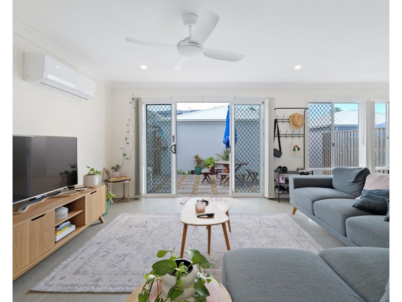 3 Pineapple Parkway, Strathpine QLD 4500