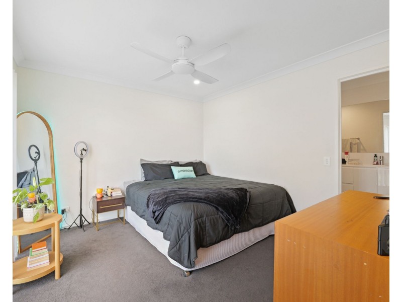 3 Pineapple Parkway, Strathpine QLD 4500