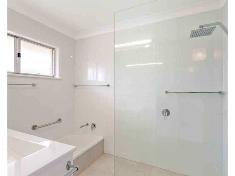 77 Keong Road, Albany Creek QLD 4035