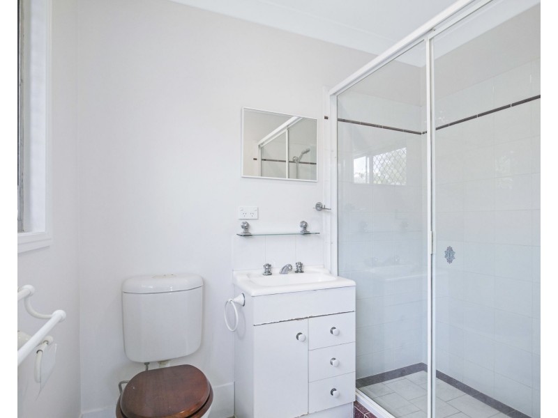 4 Saligna Court, Everton Hills QLD 4053