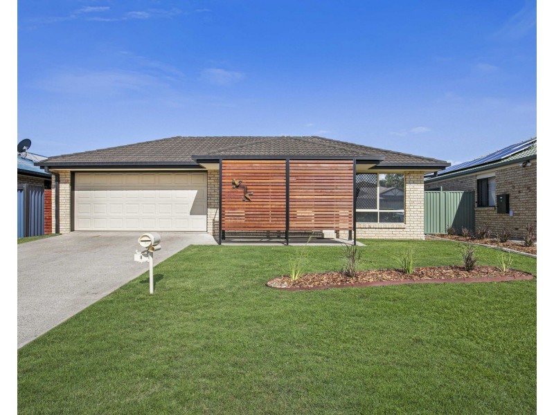 8 Paladin Place, Bald Hills QLD 4036