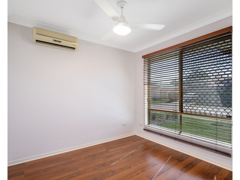 8 Paladin Place, Bald Hills QLD 4036