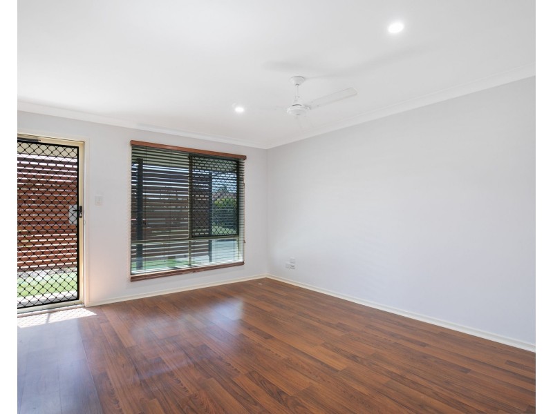 8 Paladin Place, Bald Hills QLD 4036