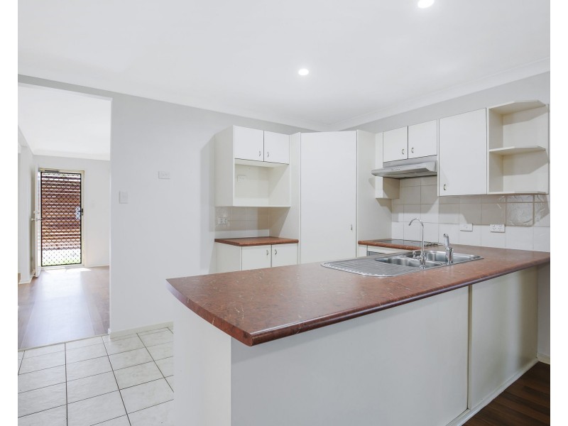 8 Paladin Place, Bald Hills QLD 4036