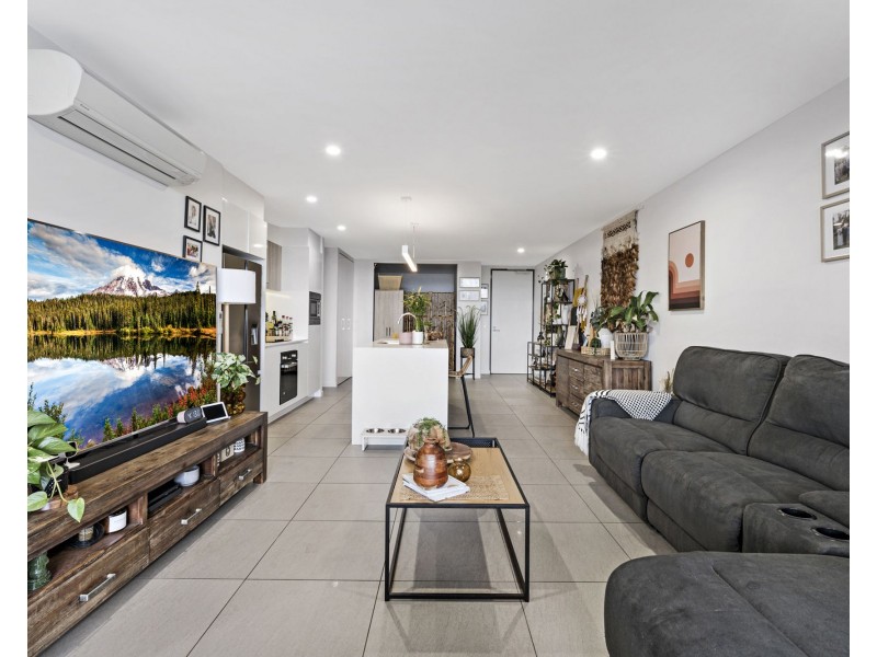 602/18 Mermaid Street, Chermside QLD 4032