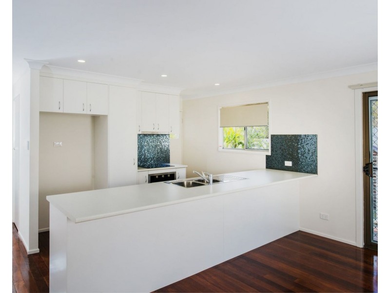 24 Carlyle Street (31 Argyle), Seventeen Mile Rocks QLD 4073