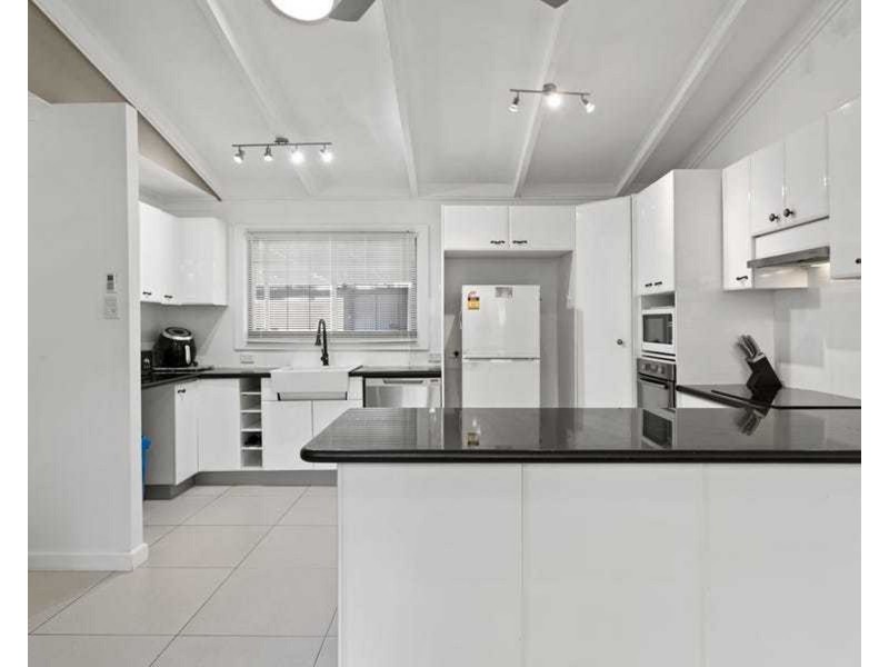 5 Thelbo Court, Boondall QLD 4034