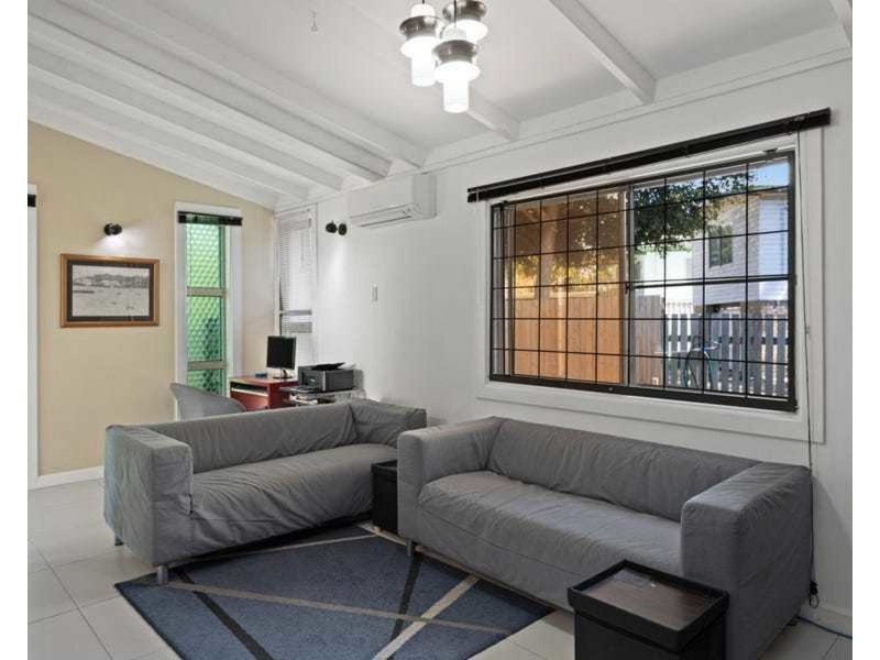 5 Thelbo Court, Boondall QLD 4034