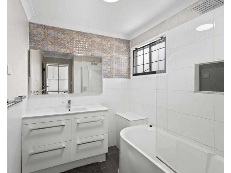 5 Thelbo Court, Boondall QLD 4034