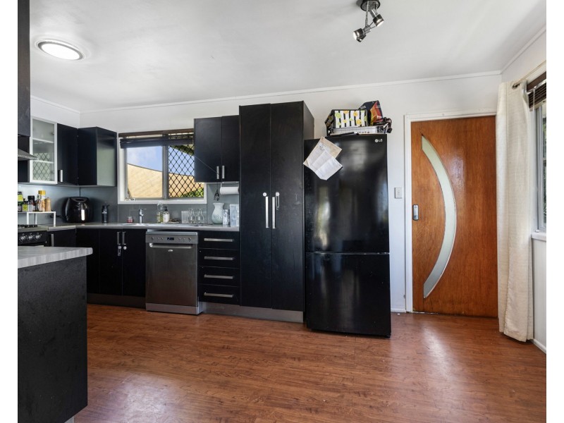 77 Grahams Road, Strathpine QLD 4500