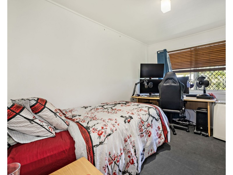 77 Grahams Road, Strathpine QLD 4500