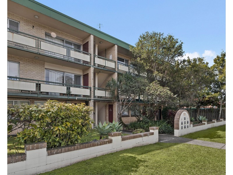 2/121 Melton Road, Nundah QLD 4012
