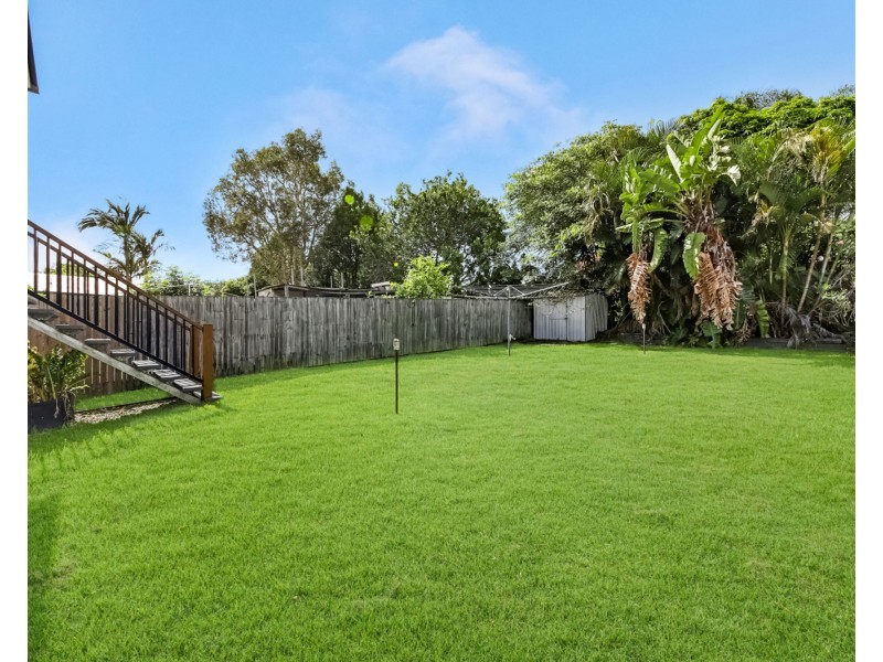 15 Hinkler Street, Kedron QLD 4031