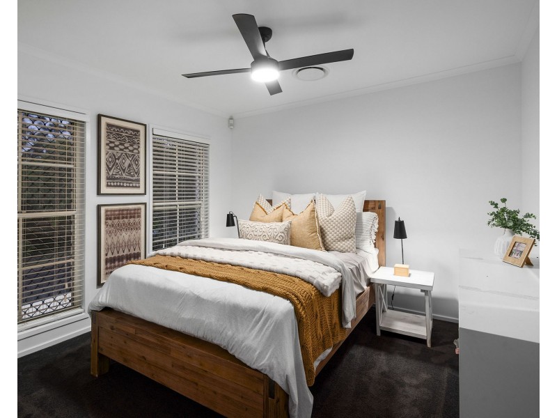 19 Tullylease Place, Chermside West QLD 4032